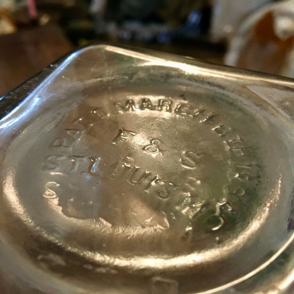 Collectible Vintage Retro Glass Decanter Patented - Picture 15 of 16